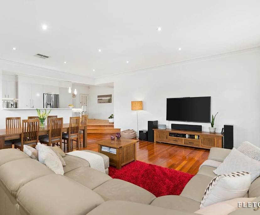 $1,200, Whole-property, 4 bathrooms, Nunawading VIC 3131