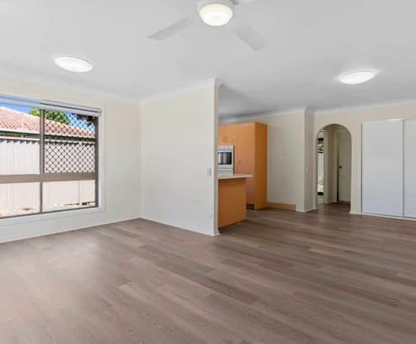 Unfurnished room in a share house