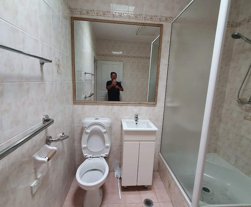 $240, Share-house, 5 bathrooms, Greenacre NSW 2190