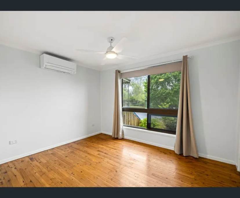 $220, Share-house, 3 bathrooms, Wilsonton Heights QLD 4350