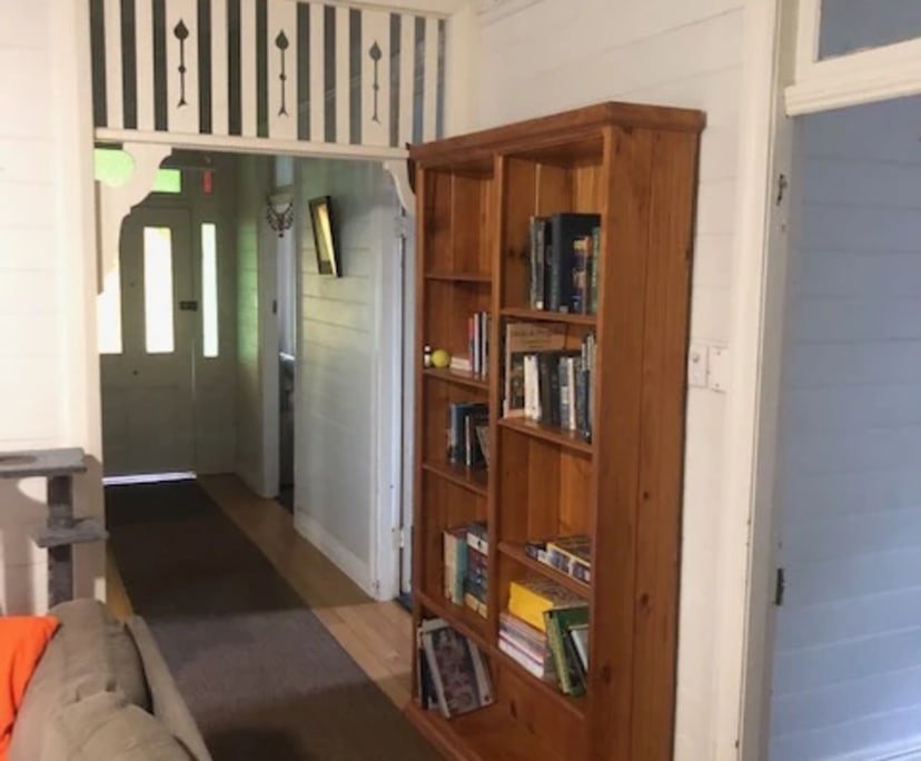 Room in a share house