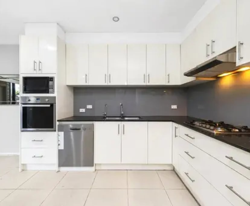 $320, Share-house, 4 bathrooms, Liberty Grove NSW 2138