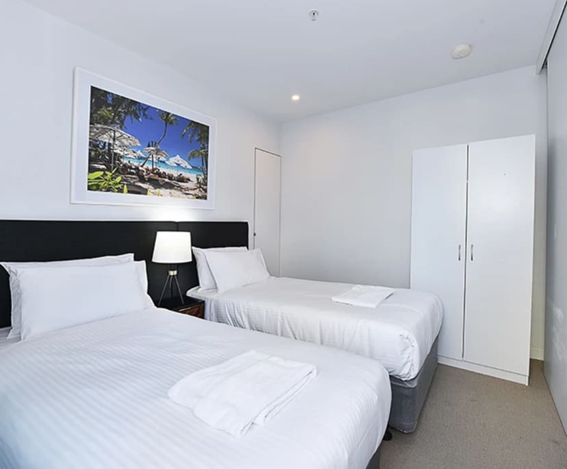 $1,030, Whole-property, 2 bathrooms, Melbourne VIC 3000