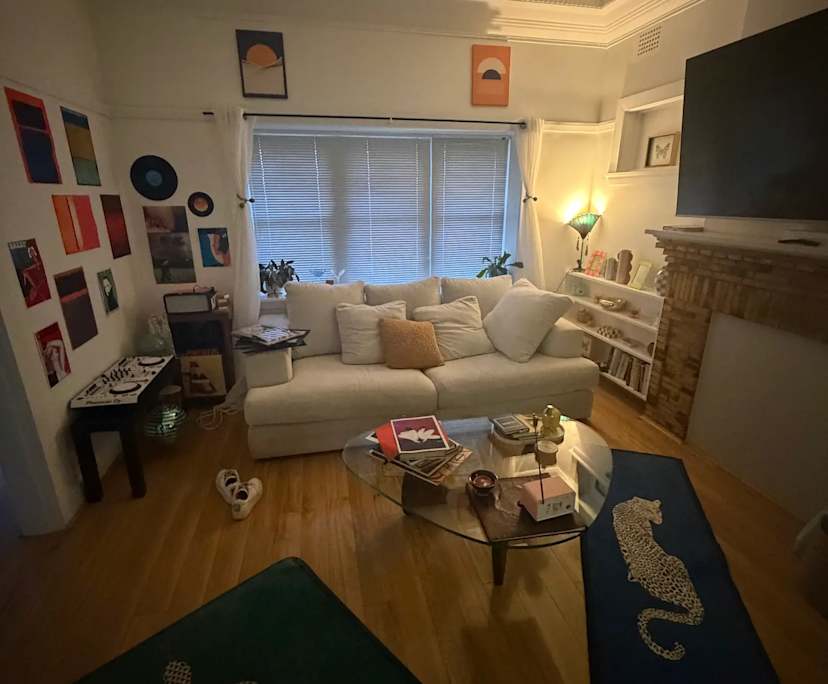 $1,300, Homestay, 2 bathrooms, Kingsgrove NSW 2208