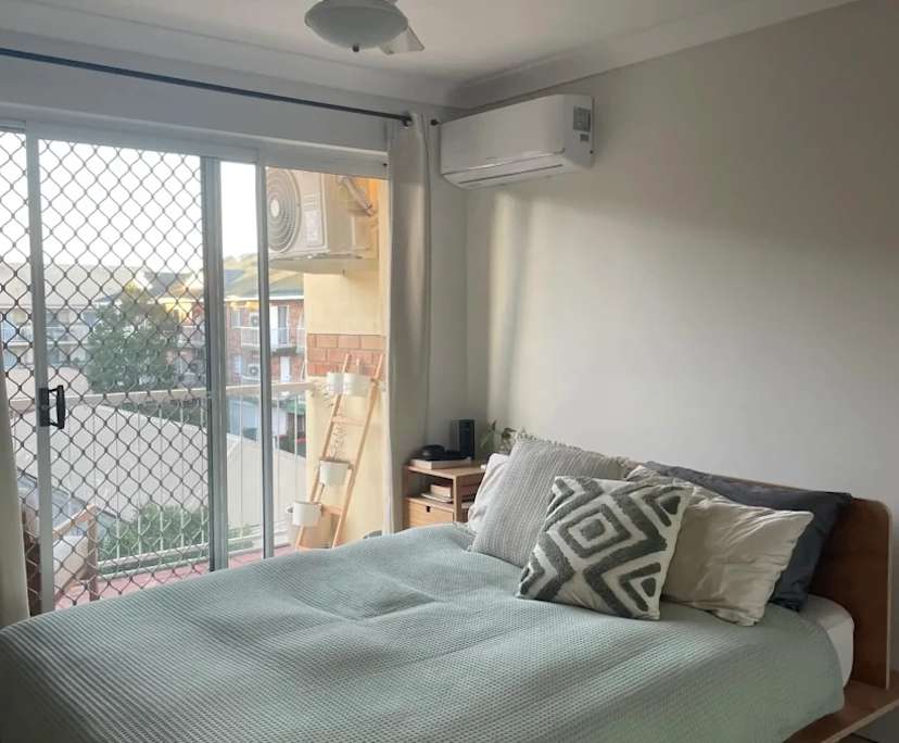 Unfurnished room with own bathroom