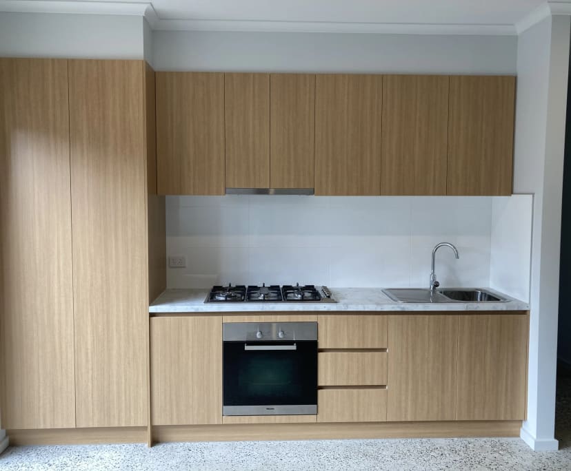 $375, Share-house, 6 bathrooms, Glen Huntly VIC 3163