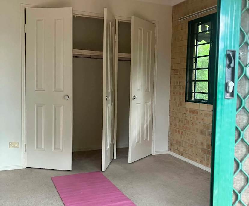 Room in a share house