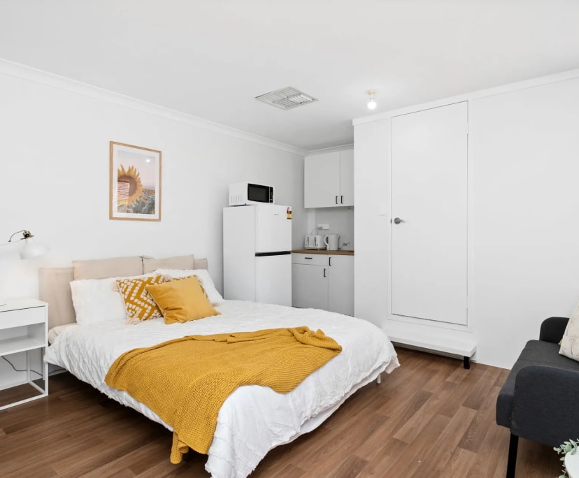 Room for Rent in Bertram, Perth 380, Furnished, E...