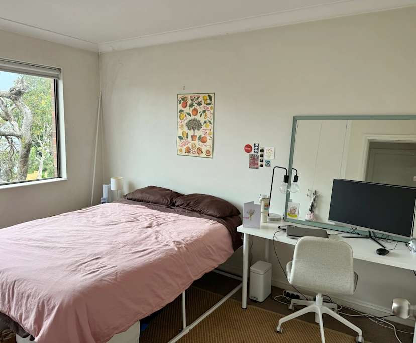 Furnished room with own bathroom