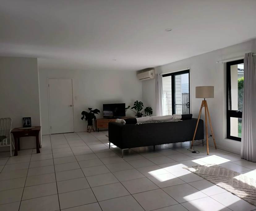Room in a share house
