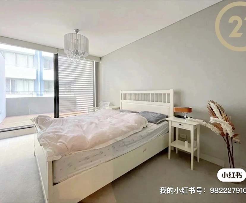Furnished room with own bathroom