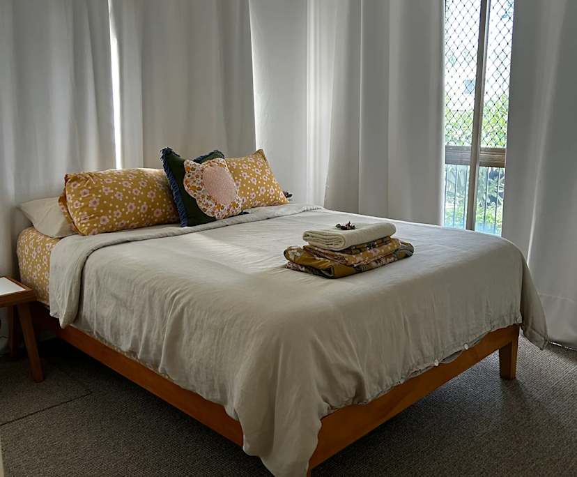 $650, Flatshare, 2 bathrooms, Mermaid Beach QLD 4218