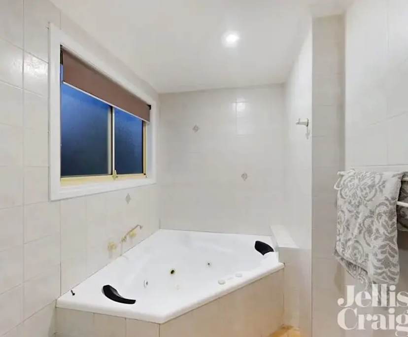 Unfurnished room with ensuite in a share house