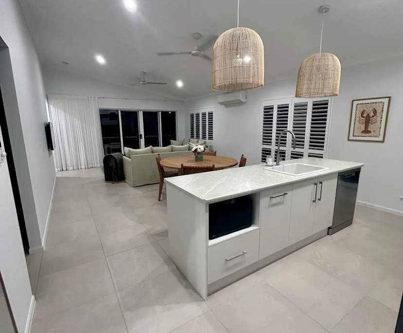 Furnished room in a share house