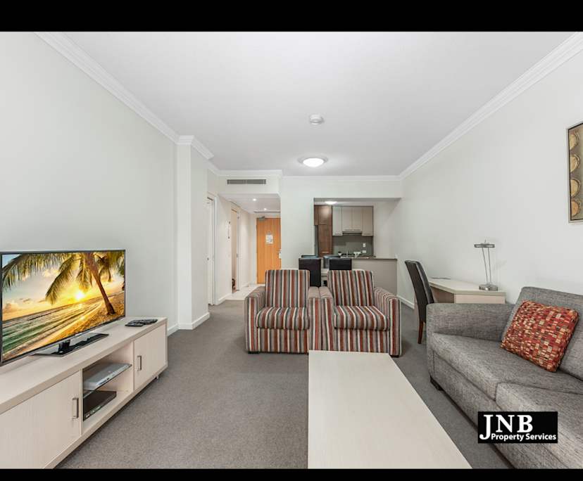 Furnished room in a flatshare