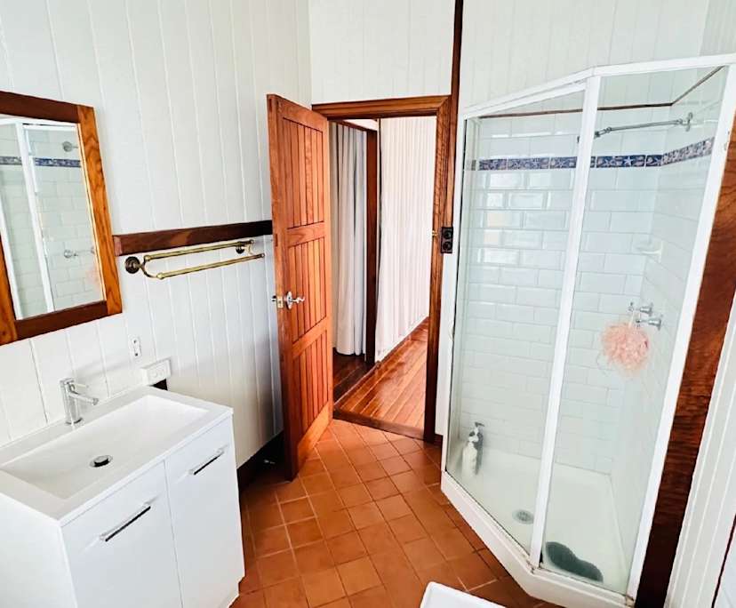 $450, Share-house, 4 bathrooms, Woolloongabba QLD 4102