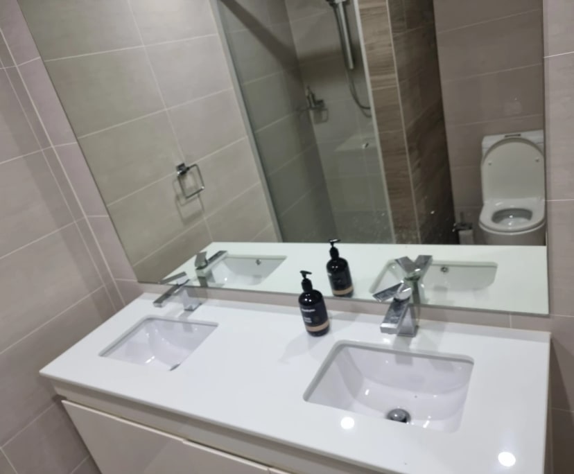 Furnished room in a flatshare
