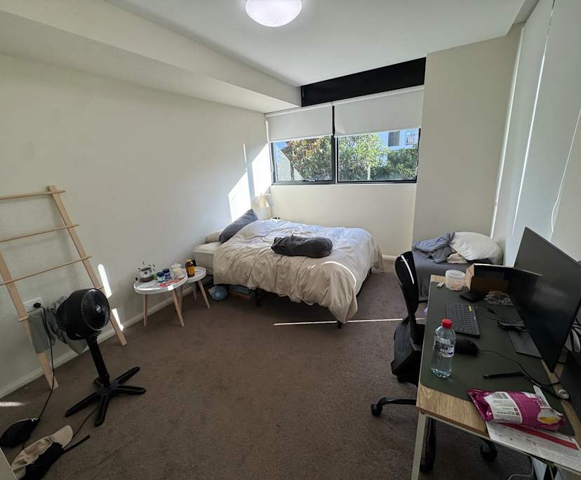 Furnished room with own bathroom