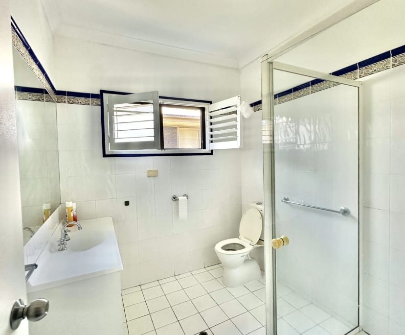 $450, Share-house, 5 bathrooms, Bundall QLD 4217