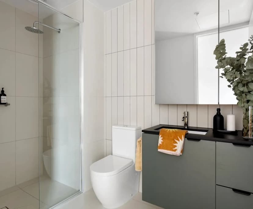 Unfurnished room in a flatshare