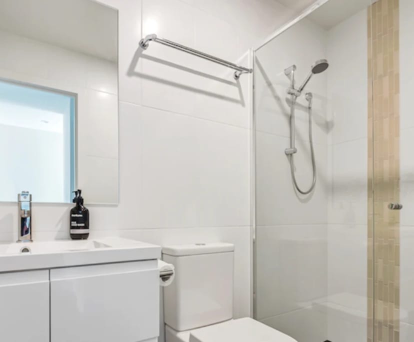 $400, Share-house, 2 bathrooms, Phillip ACT 2606