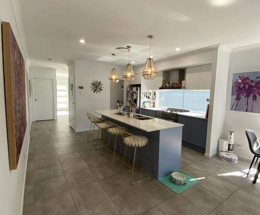 $350, Share-house, 3 bathrooms, Manly West QLD 4179