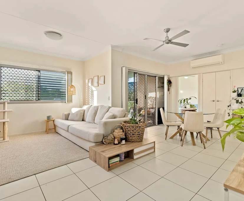 Room with ensuite in a share house