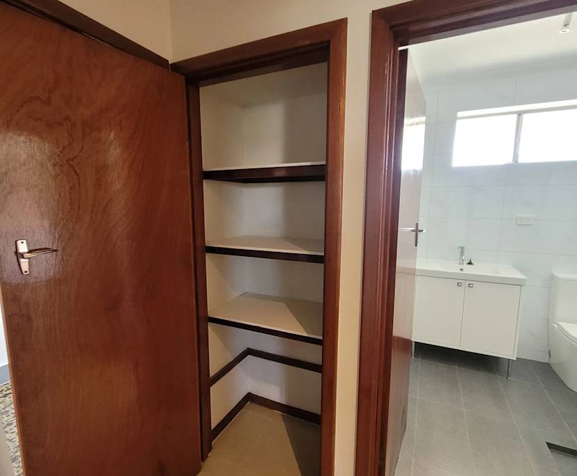 $700, Whole-property, 3 bathrooms, Kewdale WA 6105