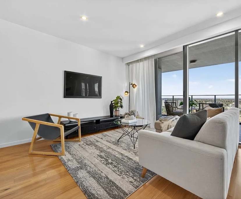 Whole property with 2 rooms for rent