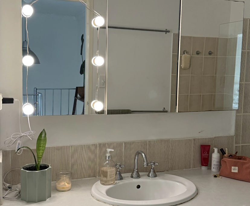 $350, Share-house, 3 bathrooms, Nedlands WA 6009