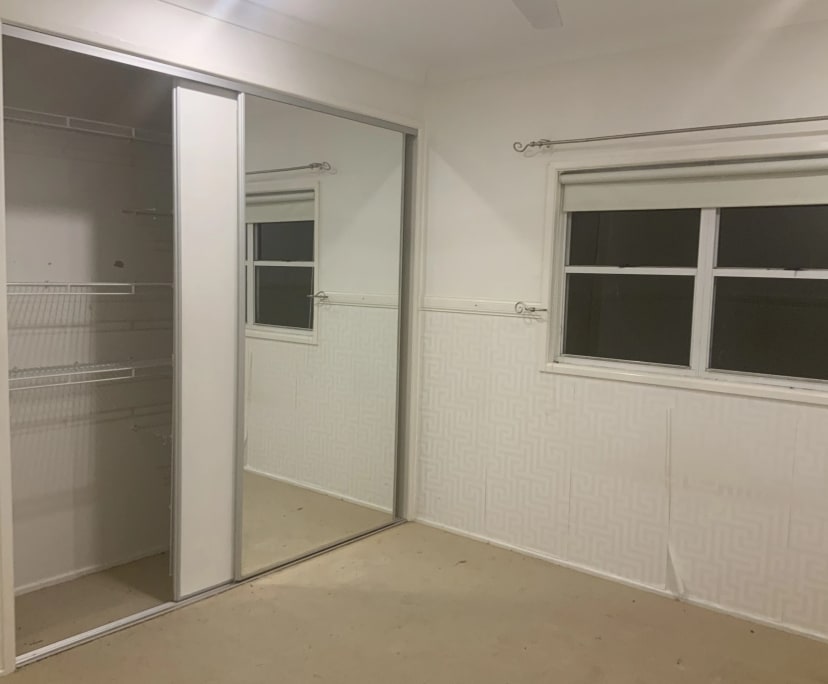 $200, Homestay, 2 rooms, The Gap QLD 4061, The Gap QLD 4061