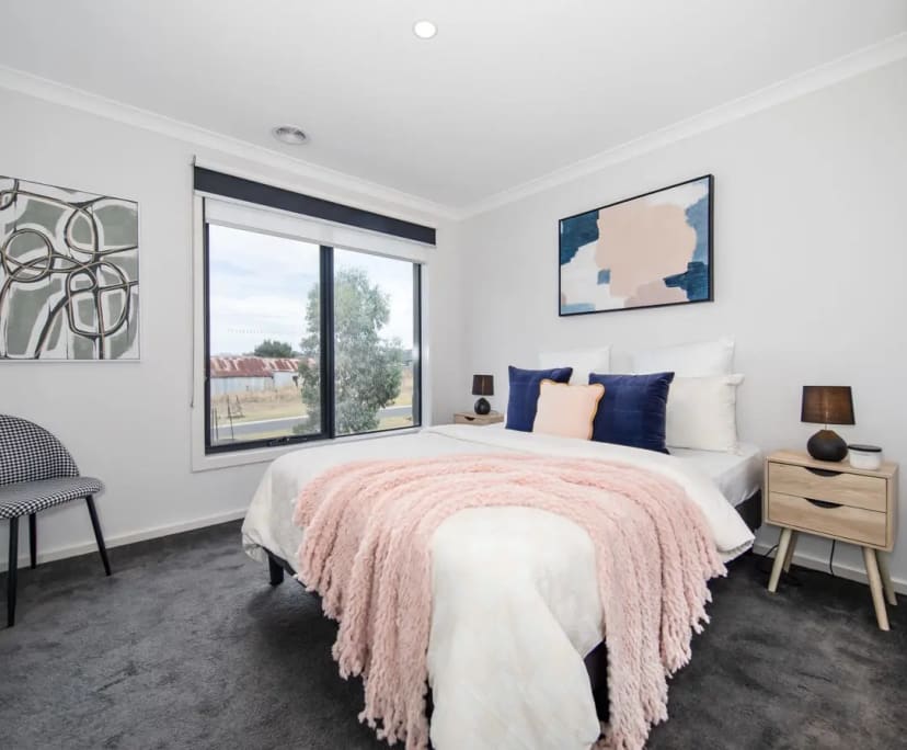 $220, Share-house, 3 bathrooms, Donnybrook VIC 3064