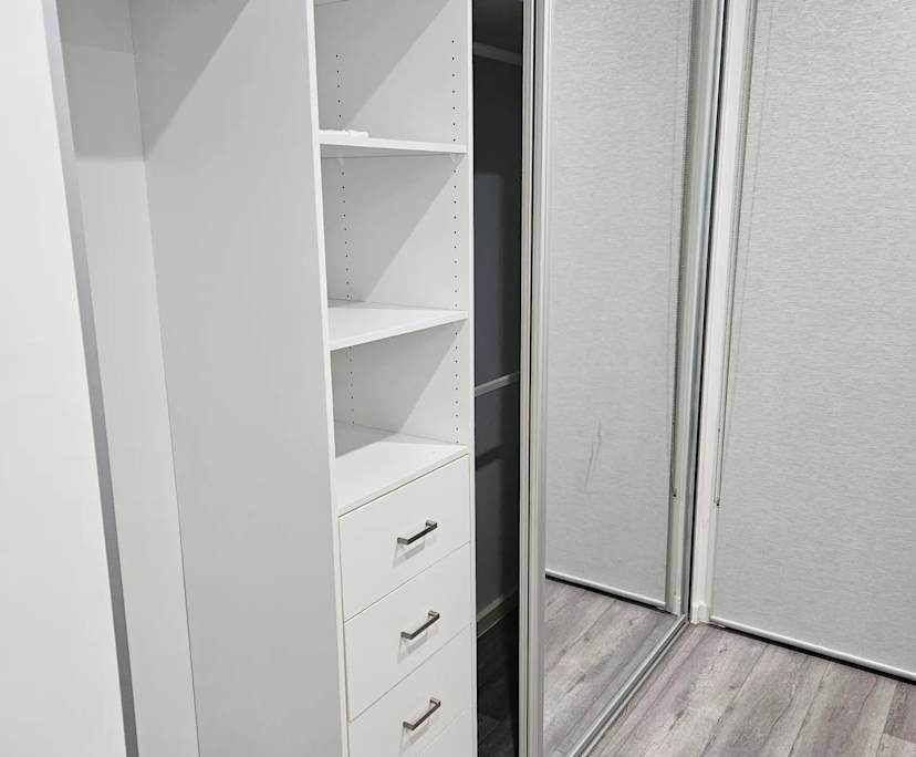 $350, Homestay, 4 bathrooms, Grantham Farm NSW 2765