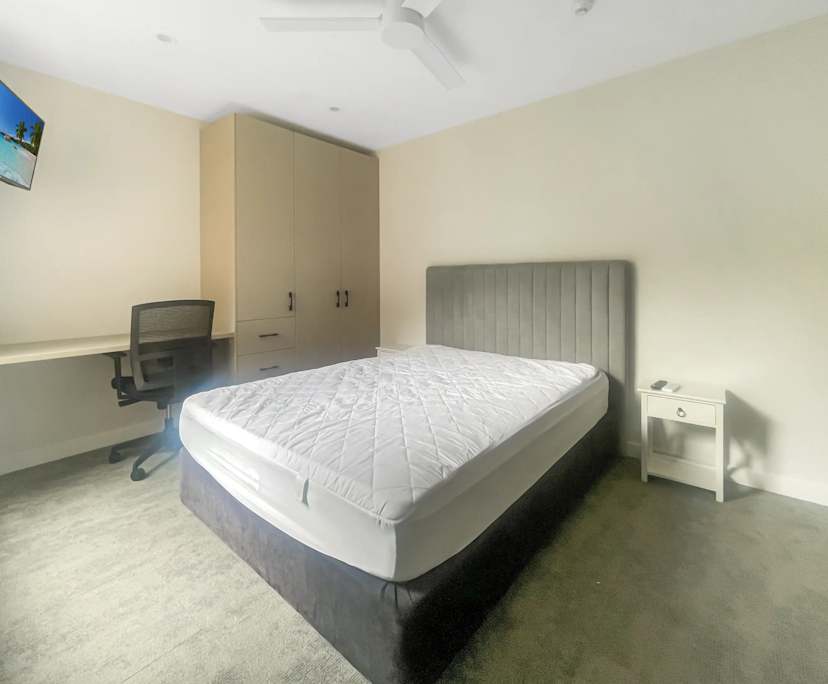 Furnished room studio flat for rent