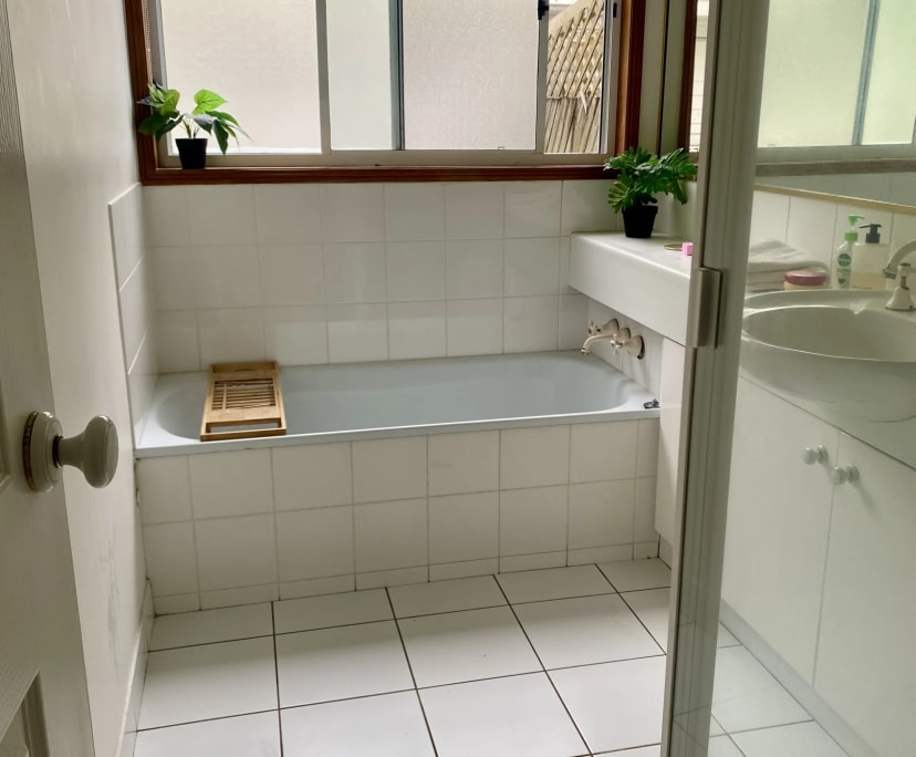 $400, Share-house, 2 bathrooms, Sunrise Beach QLD 4567