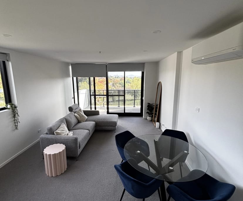 Unfurnished room with own bathroom