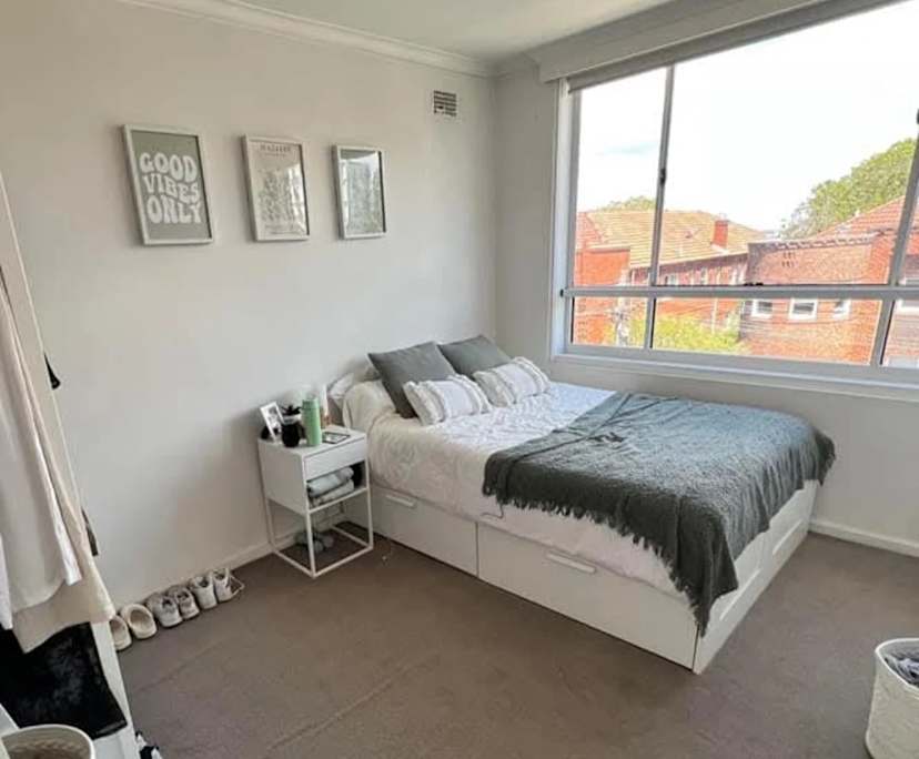 Unfurnished room in a flatshare