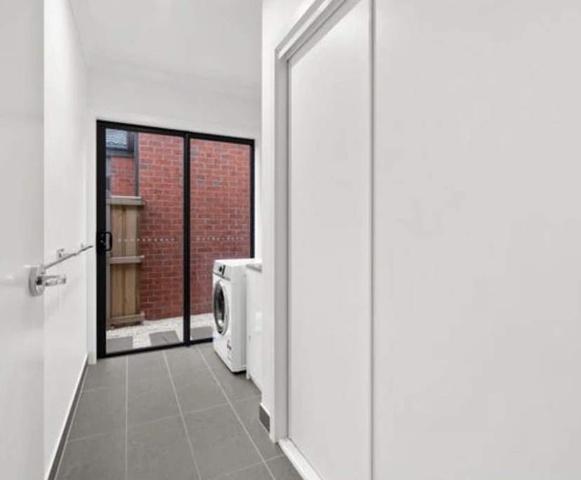 $161, Share-house, 4 bathrooms, Mount Duneed VIC 3217