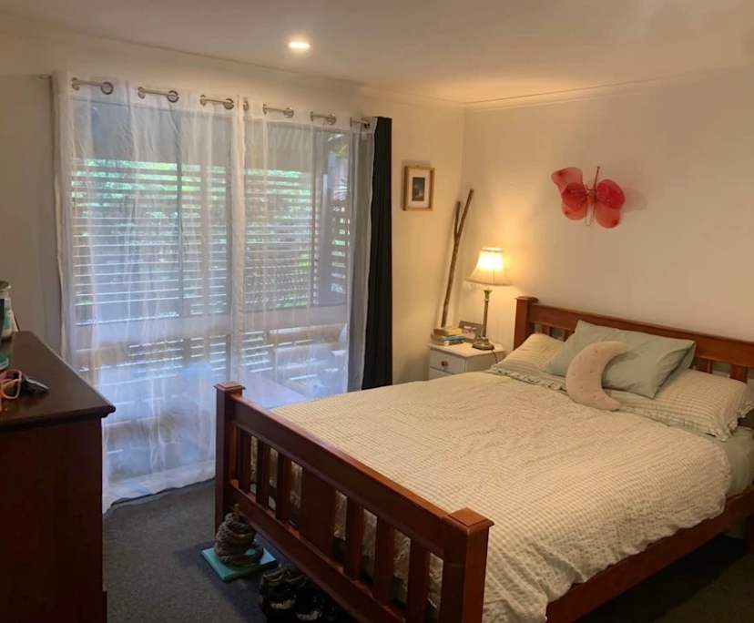 Room in a share house