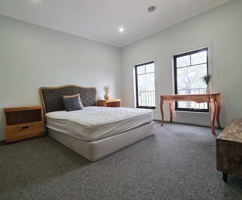 $270, Share-house, 5 bathrooms, Cairnlea VIC 3023