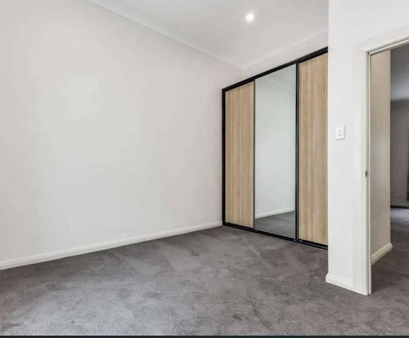 Unfurnished room in a share house