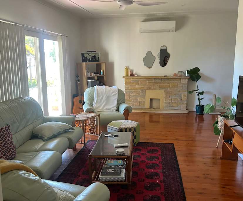 $270, Share-house, 3 bathrooms, Adamstown Heights NSW 2289