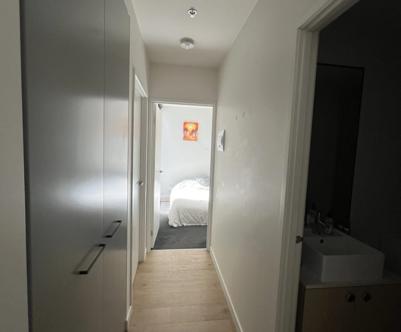 $300, Flatshare, 2 bathrooms, Brunswick VIC 3056