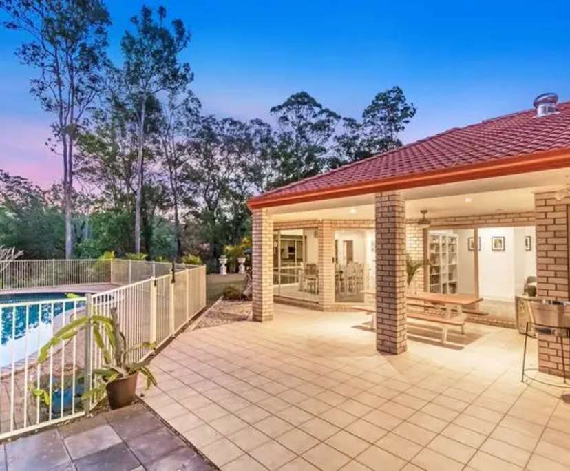 Room in a share house