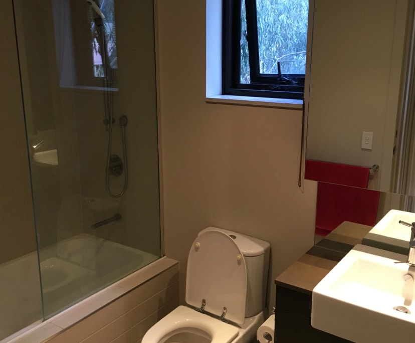 $300, Flatshare, 2 bathrooms, Docklands VIC 3008