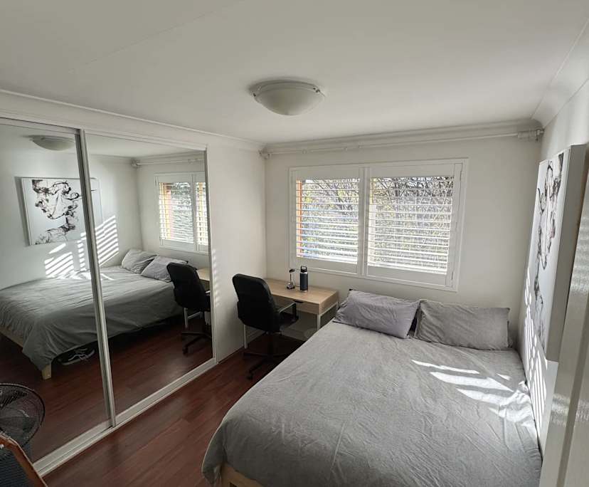 Unfurnished room in a flatshare