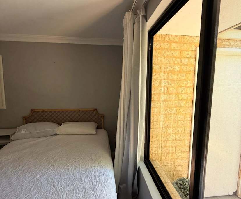 $350, Share-house, 4 bathrooms, Wembley WA 6014