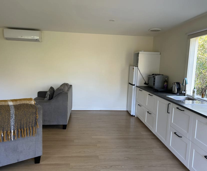 Room studio flat for rent