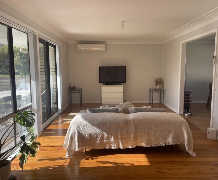 Room in a share house