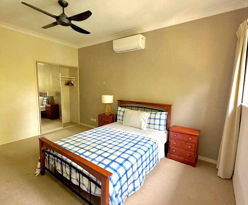 Furnished room in a share house